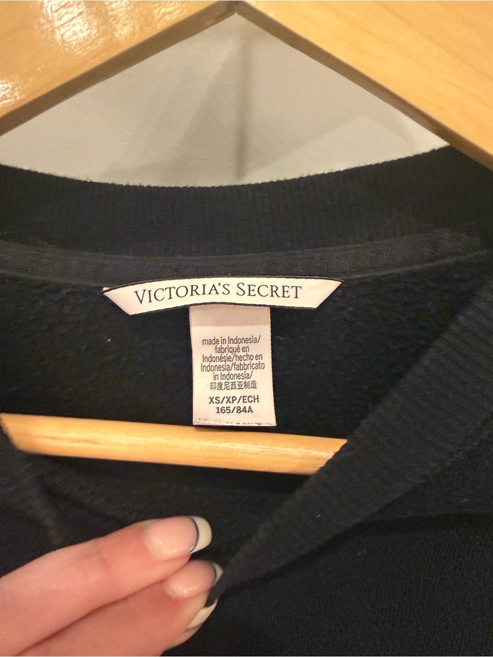 Victoria's Secret Women’s Black Crewneck Sweatshirt XS - Picture 2 of 5